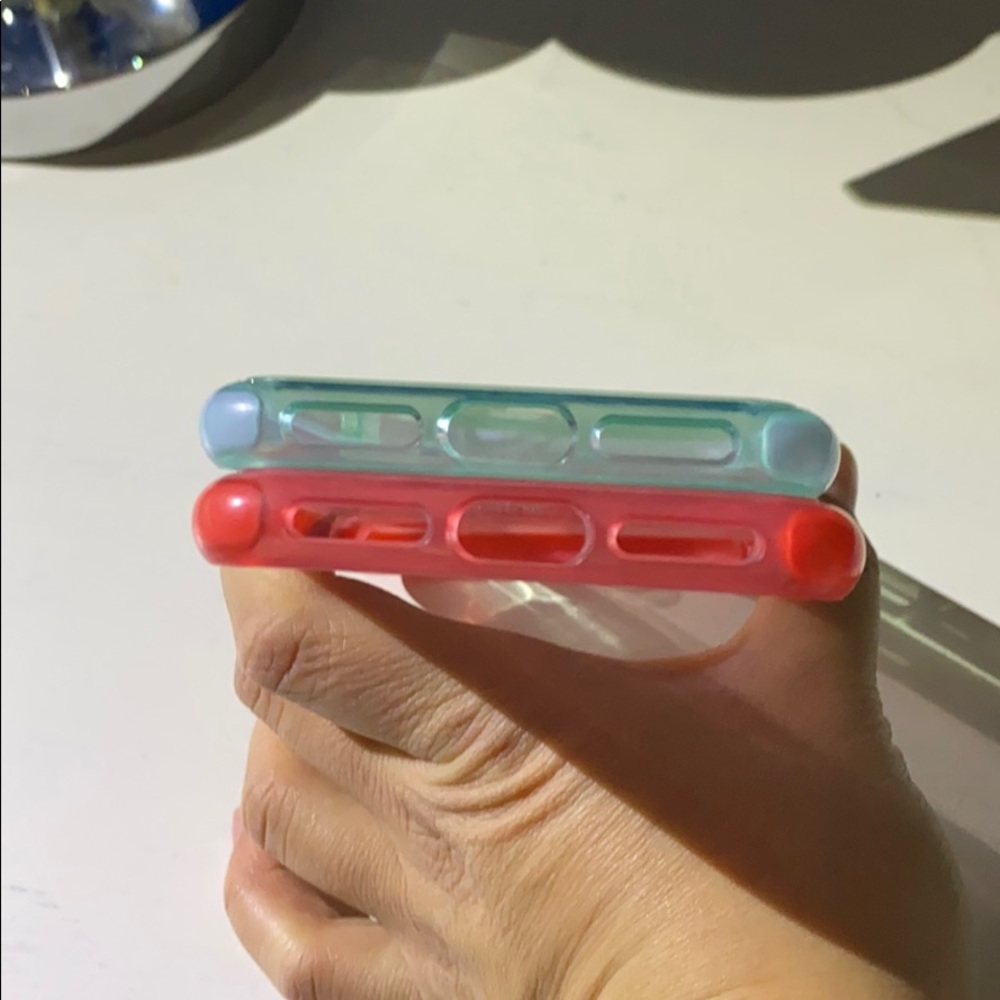 iPhone XS cases - Picture 3 of 4